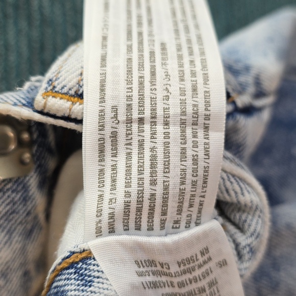 Abercrombie & Fitch 100% Cotton High Rise Mom Jeans - Picture 16 of 16